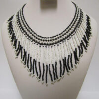 U White Black 2